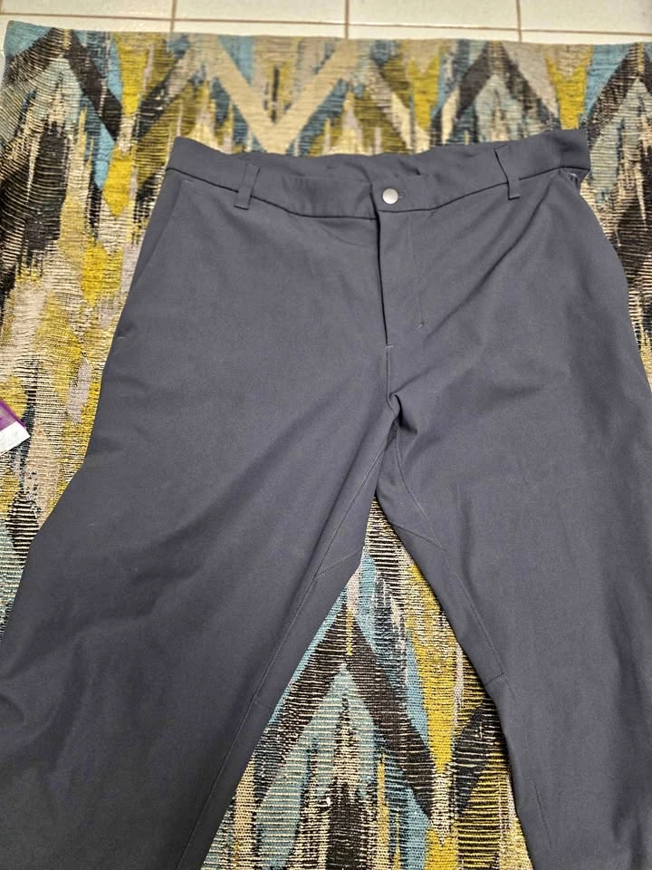 Lululemon Commission / ABC Pants – Size 36