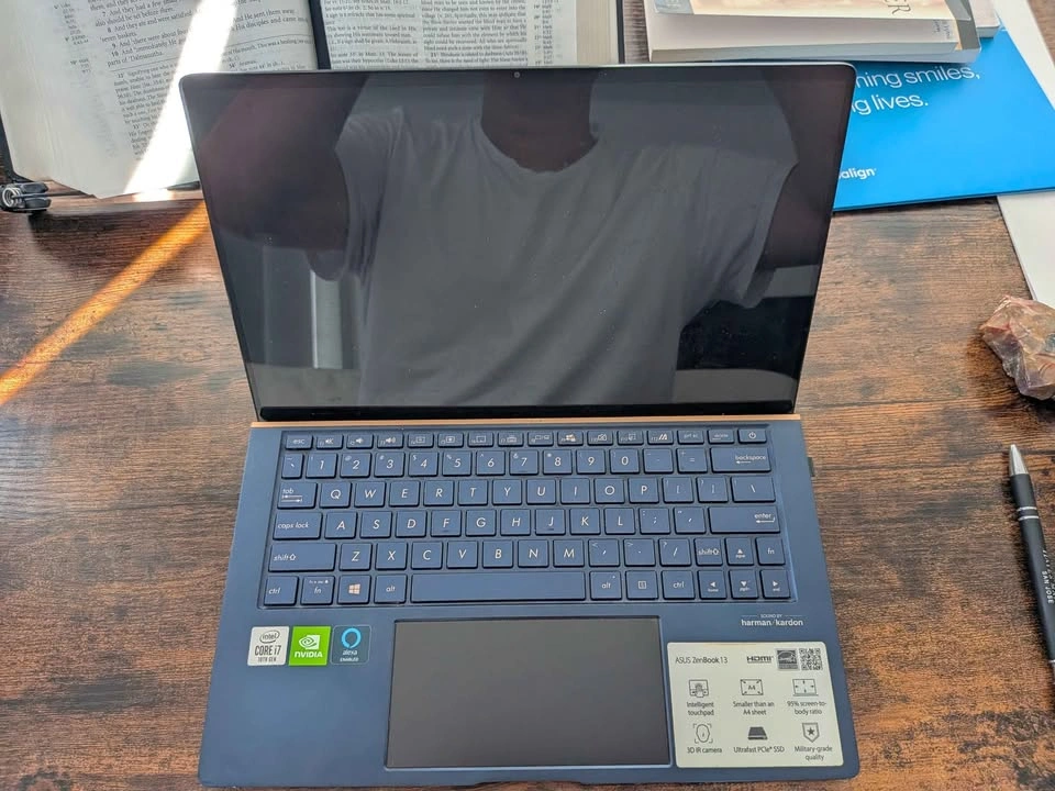 ASUS ZenBook 13 UX334FLC-AH79 - photo 2