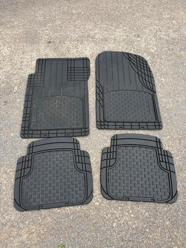 Weathertech mats for a 2014-2017 Nissan Versa Note - photo 2