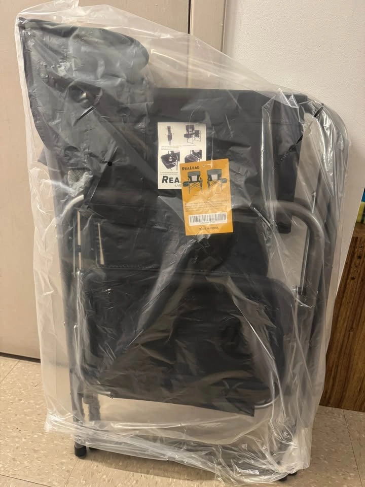 Realead Camping Chair - Never been used - photo 4