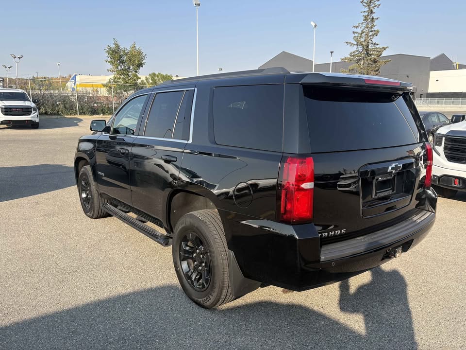 2019 Chevrolet Tahoe LS - photo 2