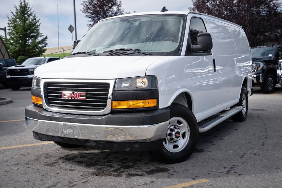 2023 GMC Savanna Cargo Van RWD
