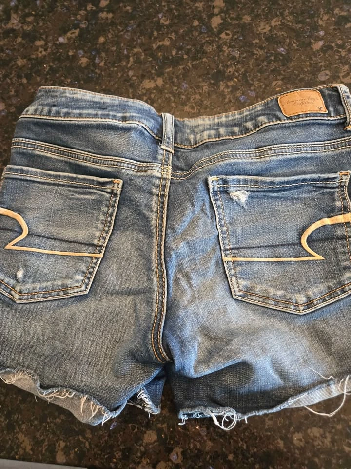 American Eagle Super Stretch Denim Shorts Size 2 - photo 4