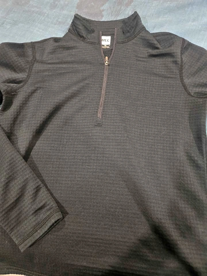 MEC Polartec 1/4 Zip Pullover Size 16