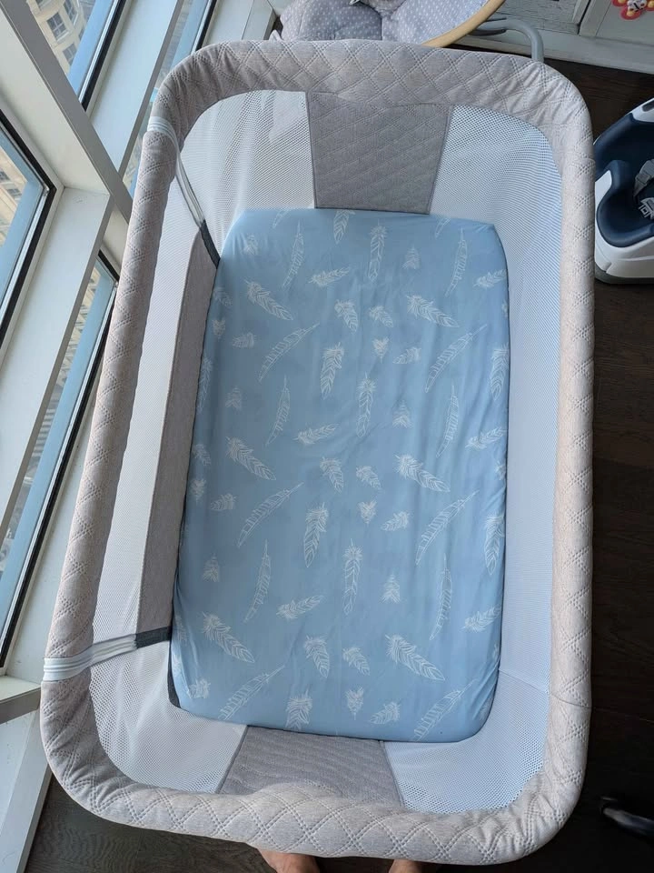 Baby Bassinet with mattress protectors - photo 3