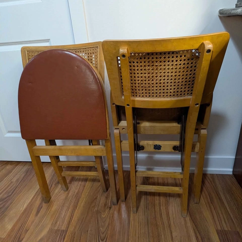 Vintage Stakmore Cane Back Folding Burgundy Chairs - Pair - photo 2