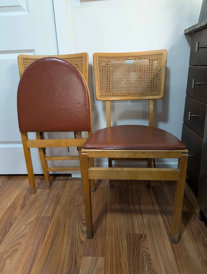 Vintage Stakmore Cane Back Folding Burgundy Chairs - Pair - photo 4