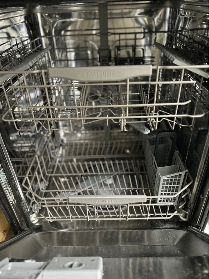 Samsung Dishwasher - photo 4