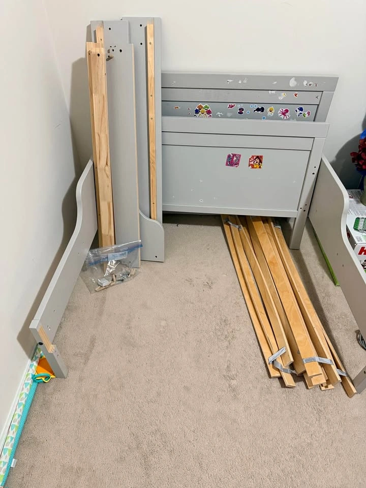 Free-Sundvik ikea bed