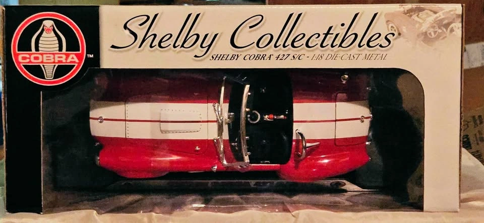 Shelby Collectibles Shelby Cobra 427 S/C 1:18 Die-Cast Model - photo 2