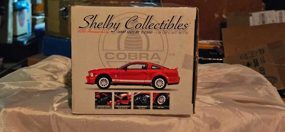 Shelby Collectibles 2007 Shelby GT500 1:18 Die-Cast Metal Car - photo 5