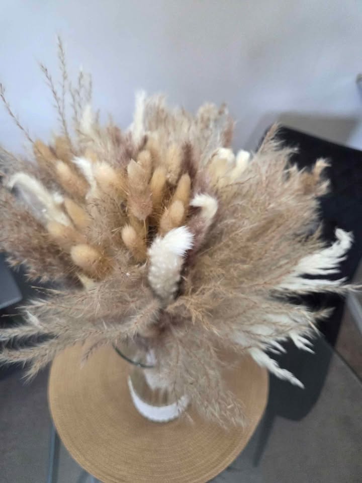 A beautiful bouquet of dried flowers - photo 5