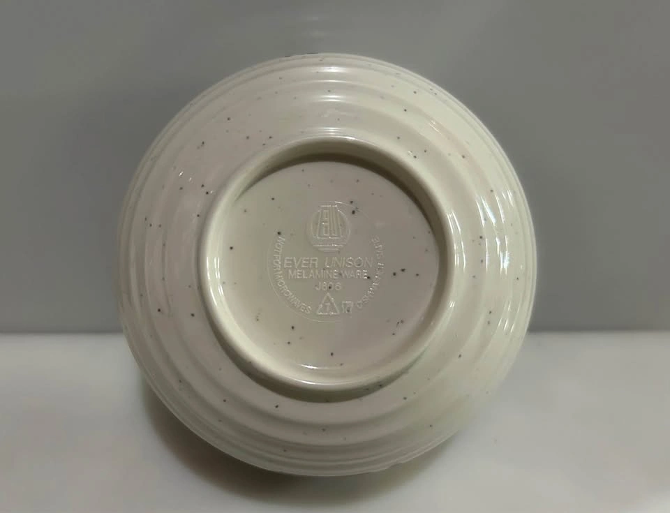 New Set of 4 Medium Size Japanese Bowls w/ Lids Melamine Ware - photo 4