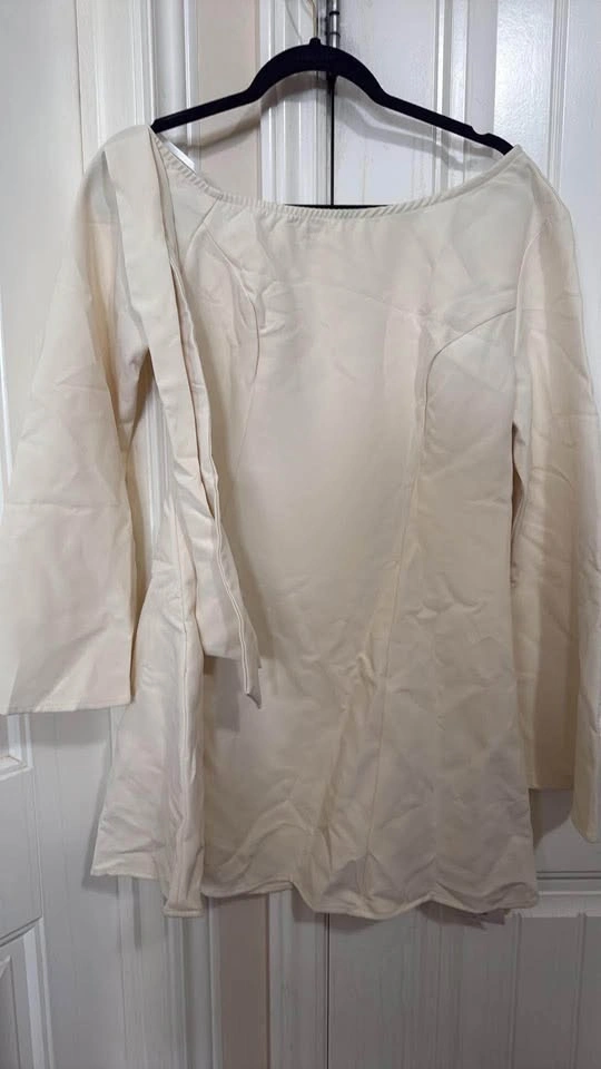 White Off-Shoulder Dress - photo 3