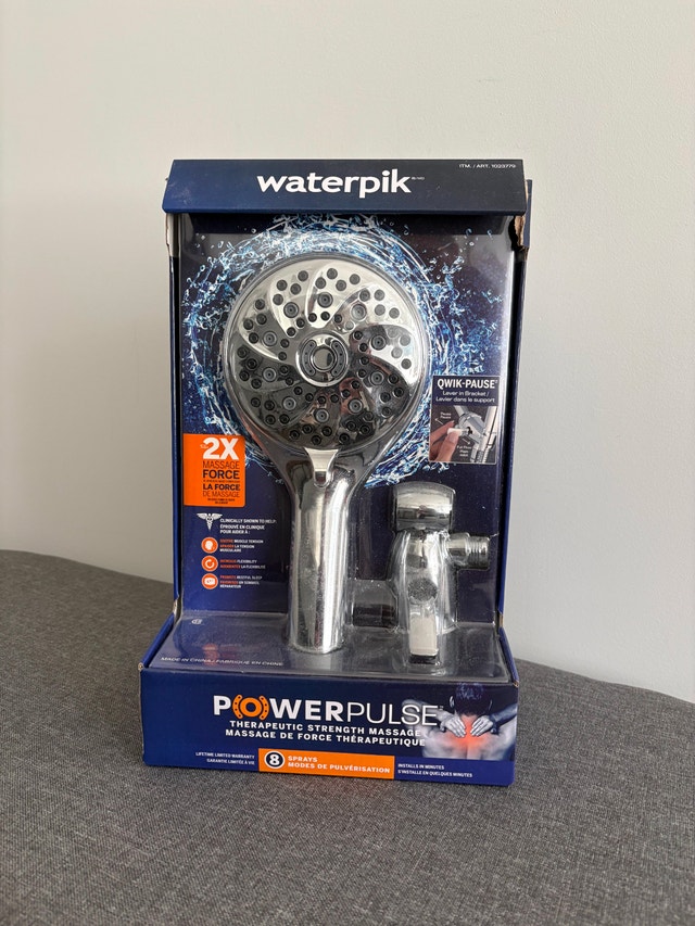 BNIB Waterpik Power Pulse Shower Head
