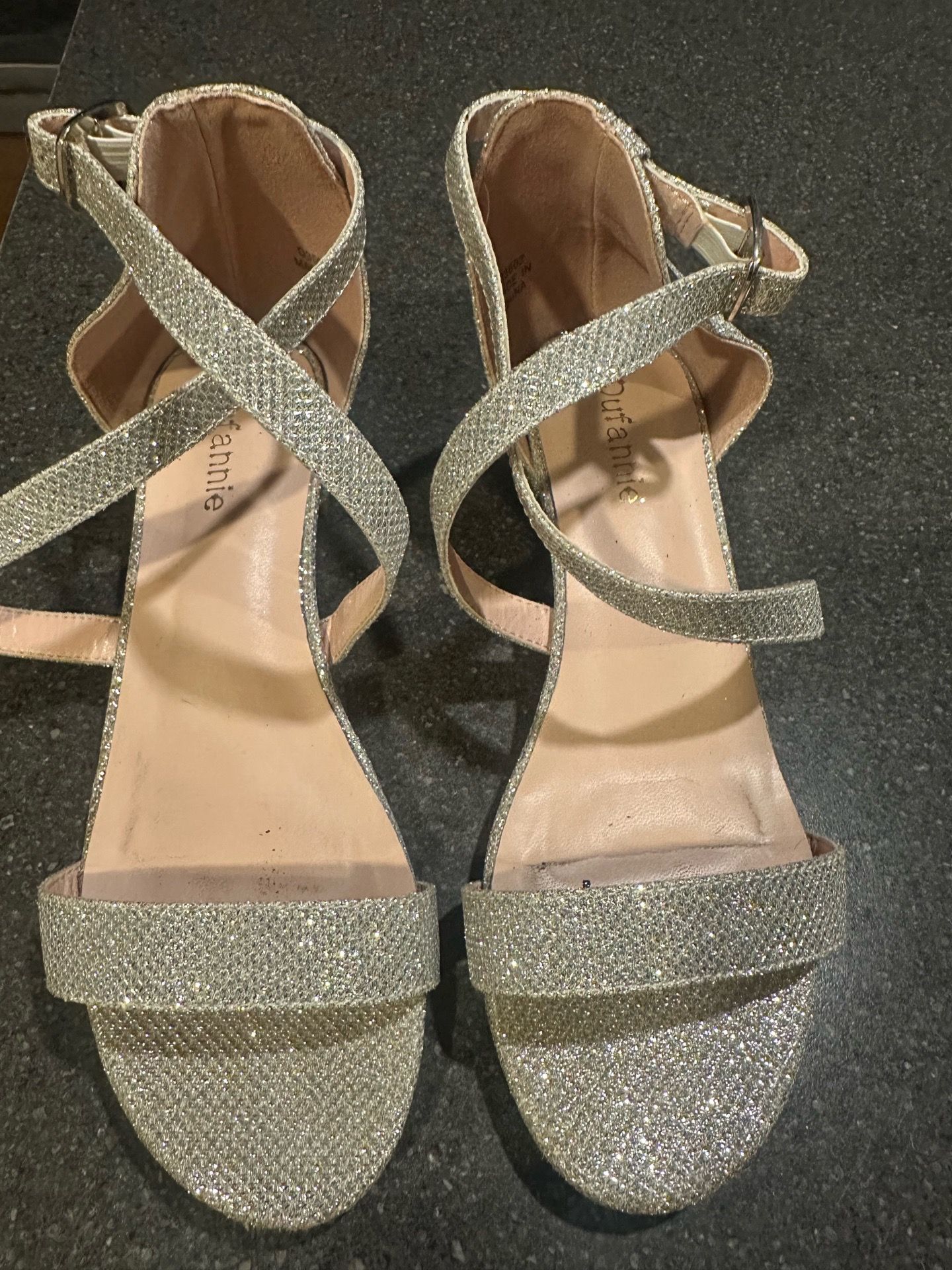 Girls dressy sandal