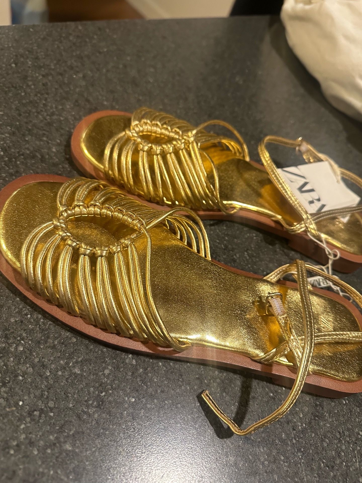 Zara girls sandals - photo 2