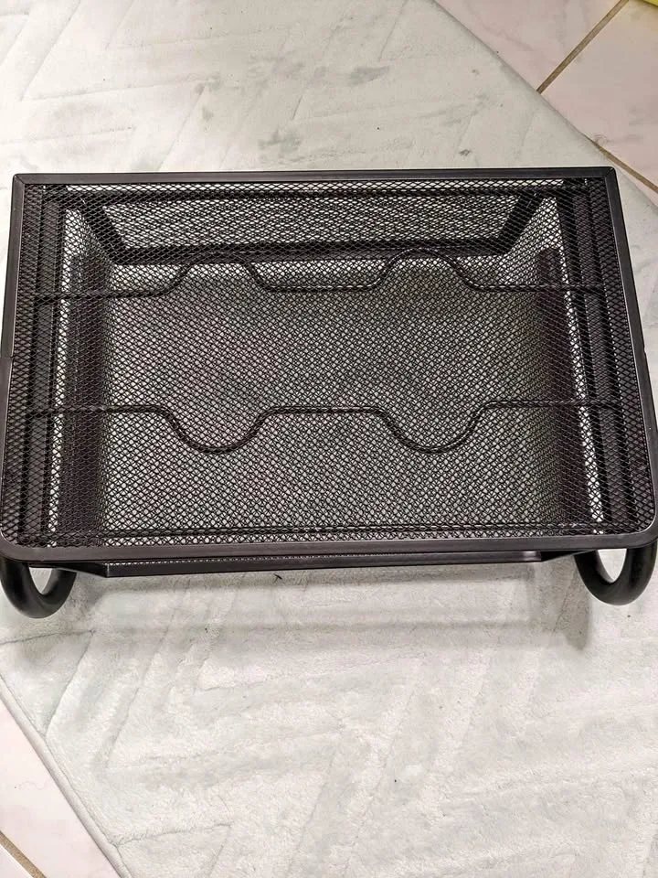 Monitor shelf thumbnail