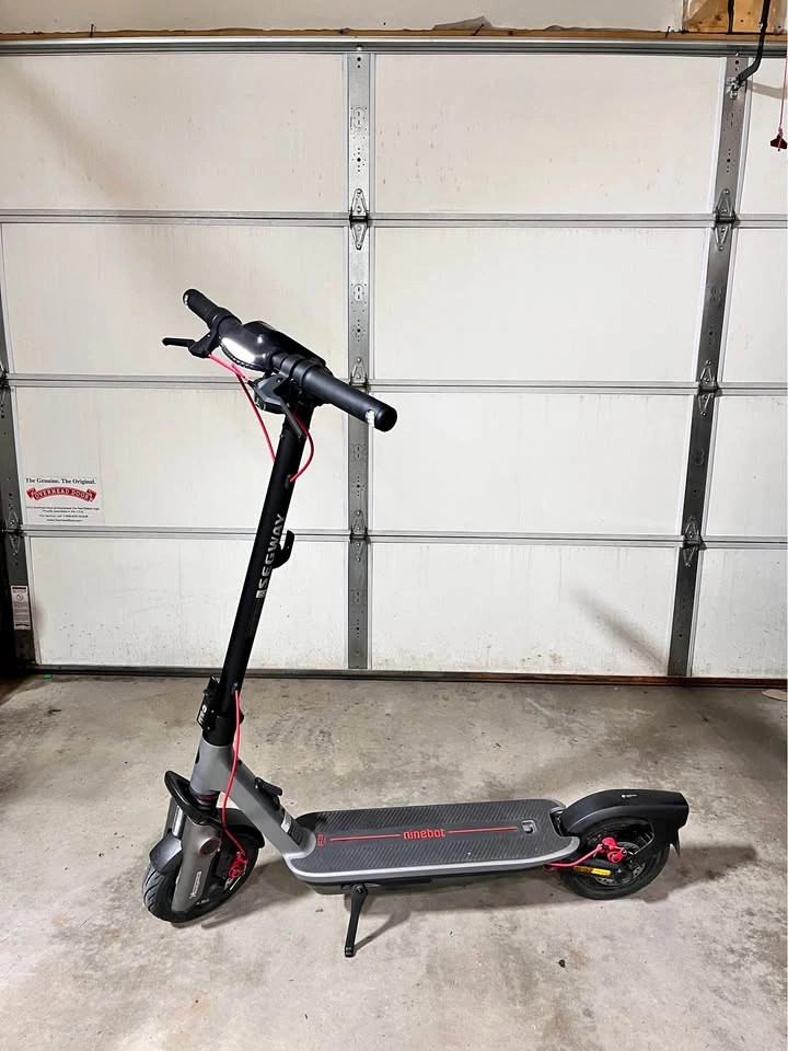 Like new ninebot f3 Pro
