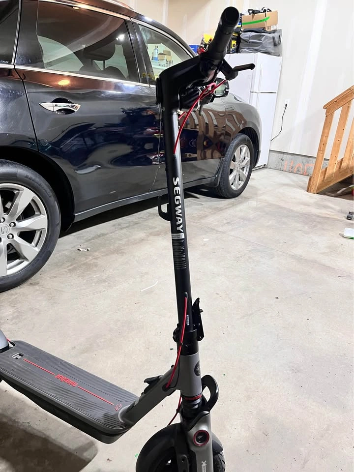 Like new ninebot f3 Pro - photo 4