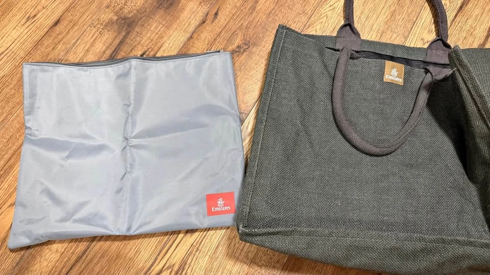 Emirates Tote bag and Pouch