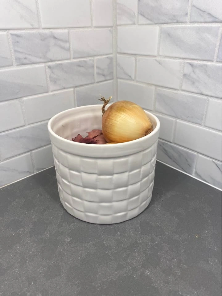 White Ceramic Basket Weave Bowl - photo 4