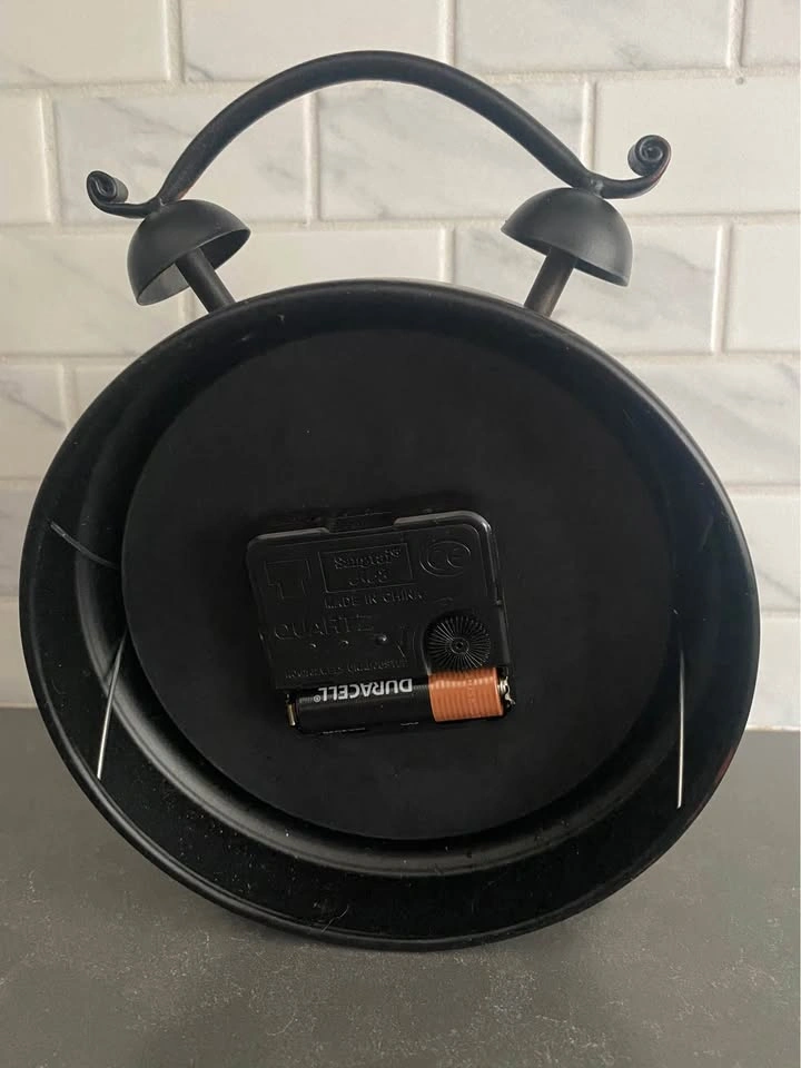 Old Town Clocks “Vintage Style” Alarm Clock - photo 3