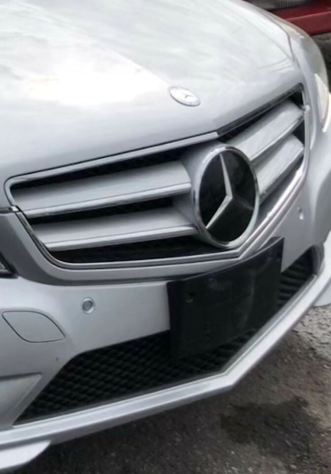 Mercedes E-class Coupe Grill Assembly a207/c207 Distronic - photo 2