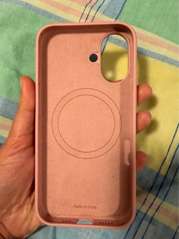 Iphone 16 Cover - photo 2