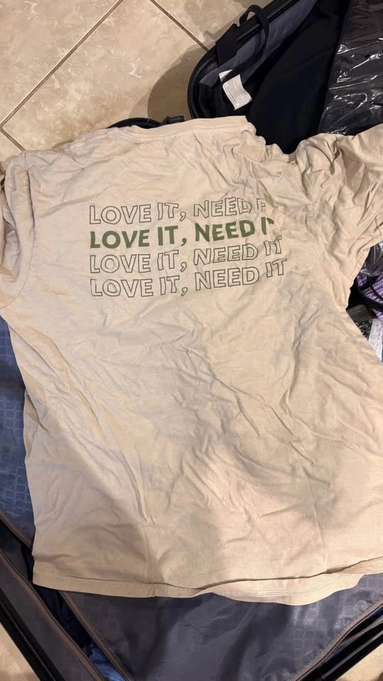 Starbucks Tshirt - photo 2