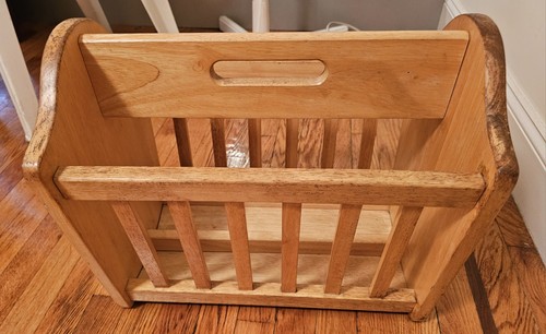 Vintage Solid Wood Magazine Rack W/ Slatted Design & Handle - photo 5