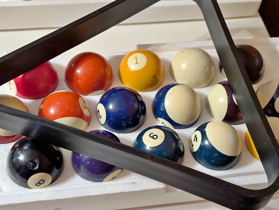 Complete Billiard Ball Set with Rack