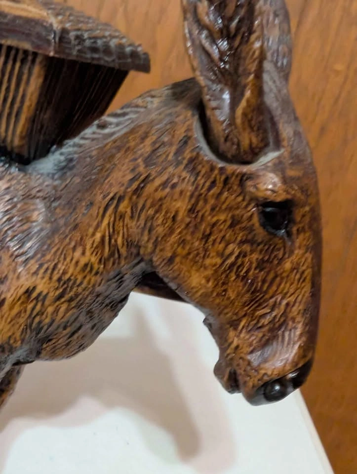 Vintage Donkey Cigarette Dispenser - photo 4