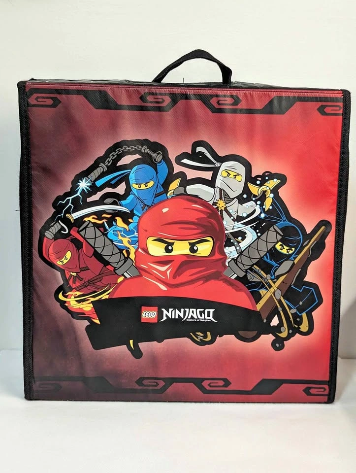 LEGO Ninjago Masters of Spinjitsu Storage Case 12 x 12 (2011)
