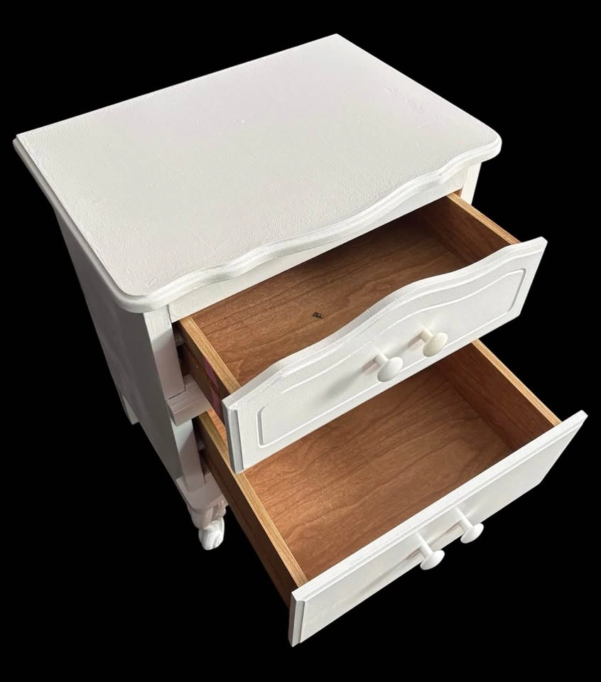 White French Provincial 2-Drawer Nightstand - photo 3