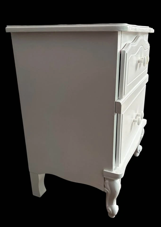White French Provincial 2-Drawer Nightstand - photo 4