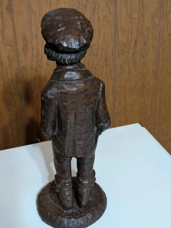 Vintage Sea Captain Figurine - photo 2