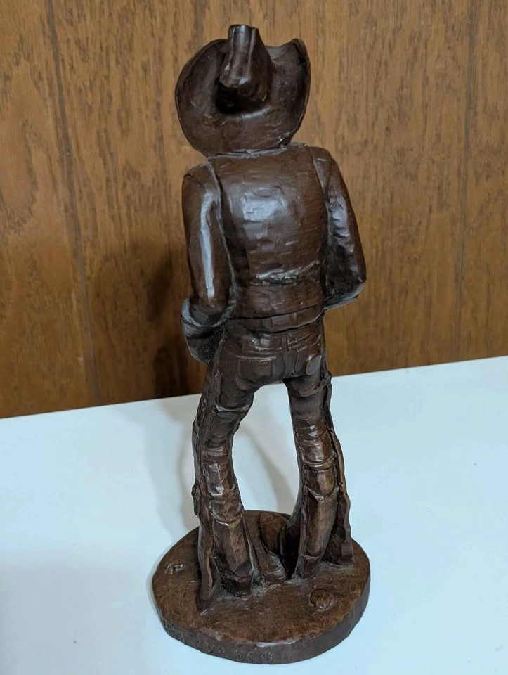 Vintage Cowboy Figurine - photo 2