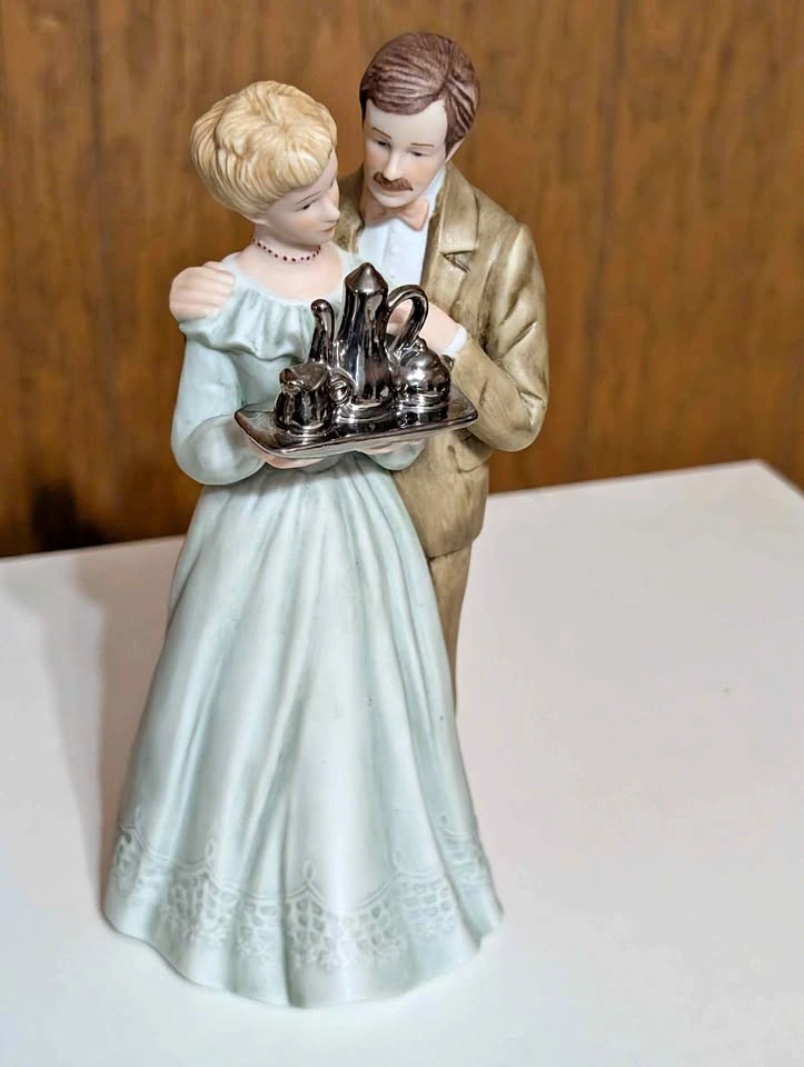 Treasured Memories "Twenty-Five Years Together" Figurine