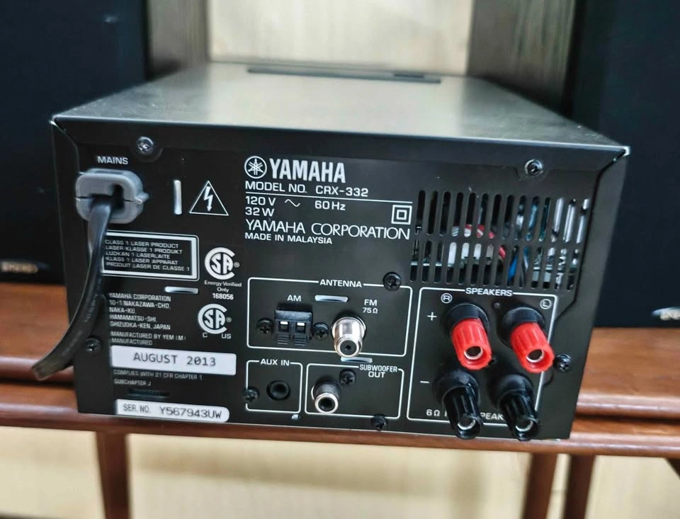 Yamaha CRX-332 Micro Music System with Energy Speakers - photo 2