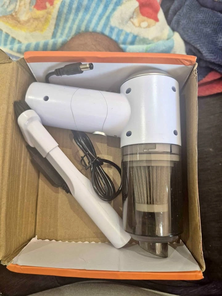 2 in 1 Portable Mini Vacuum Cleaner
