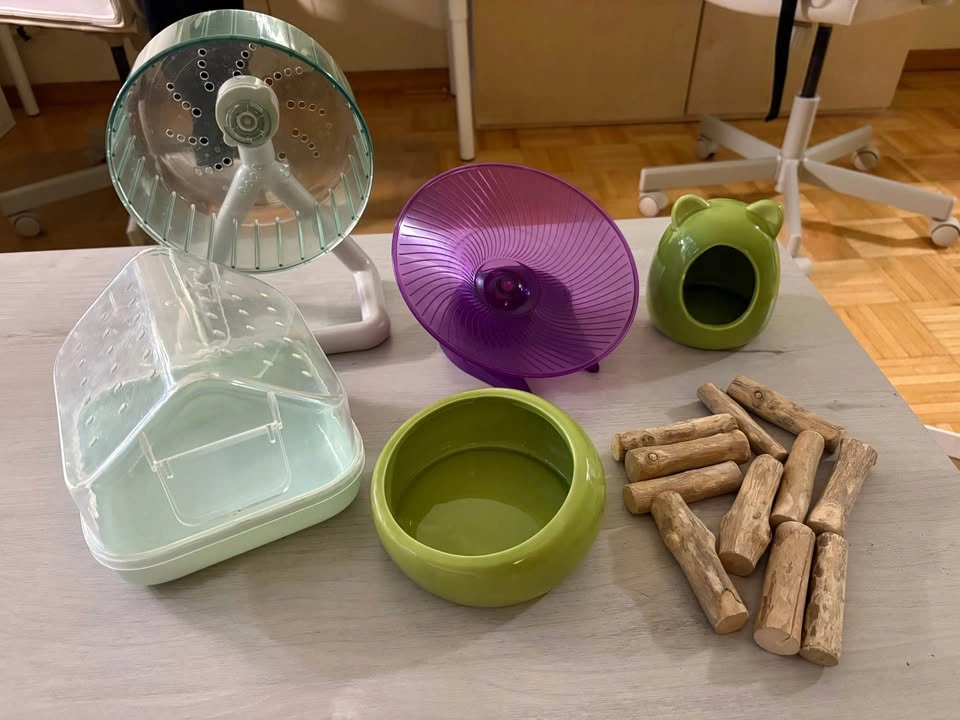 Hamster (or small animals) pet lot - photo 4