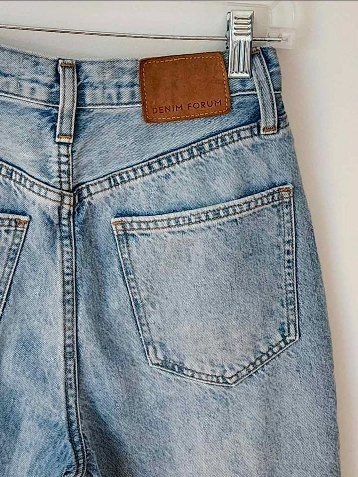 Aritzia Denim Forum The Joni High Rise 29L Loose Jeans Size 23 - photo 2