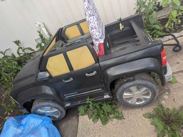 kids ride on truck $100 OBO - photo 2