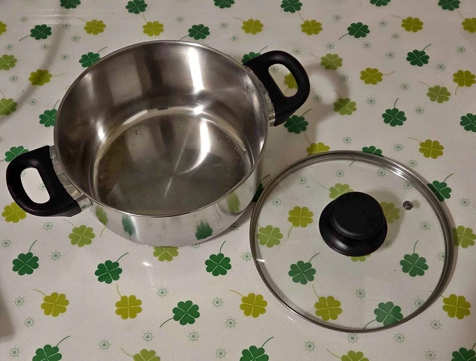 Pot with Lid