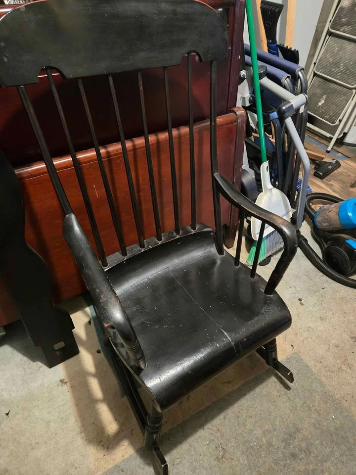 Vintage Black Windsor Rocking Chair - photo 2