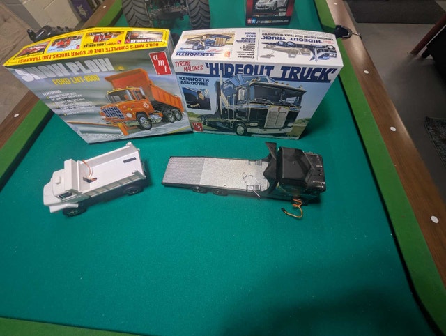 1/25 scale r/c semi trucks - photo 2