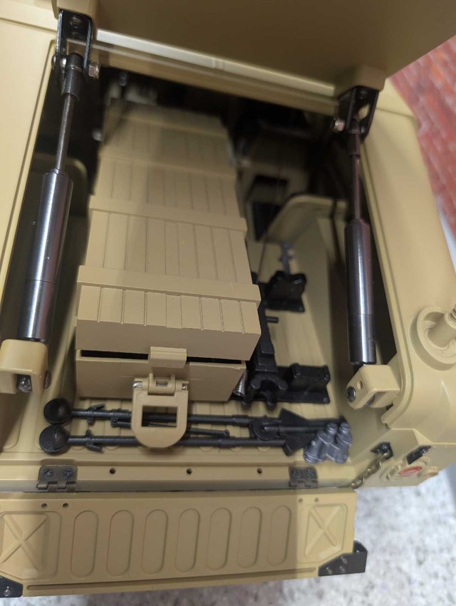 Track & Field Military Vehicle - photo 3