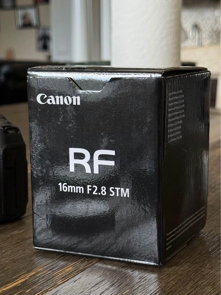 Canon EOS RP Full-Frame Camera Bundle + RF 16mm + 24-105mm - photo 5