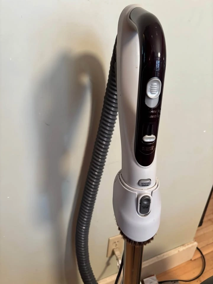 Kenmore Elegance Canister Vacuum - photo 3
